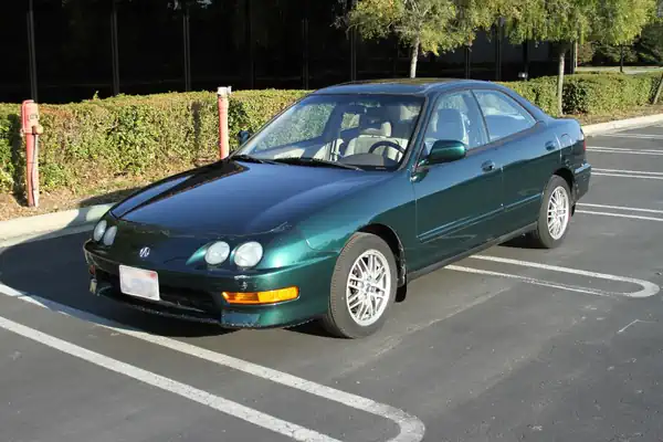 Descargar Manual de Propietario Acura Integra Sedan 2000