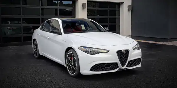 Descargar Manual de Propietario Alfa Romeo Giulia 2022 en Español PDF Gratis