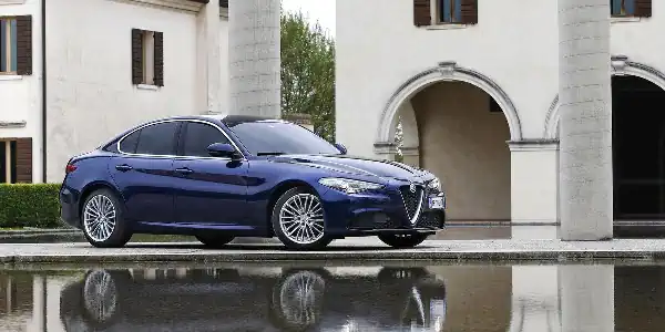 Descargar Manual de Propietario Alfa Romeo Giulia Base 2019