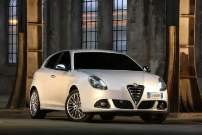 Descargar Manual de Propietario Alfa Romeo Giulietta 2014 en Español PDF Gratis