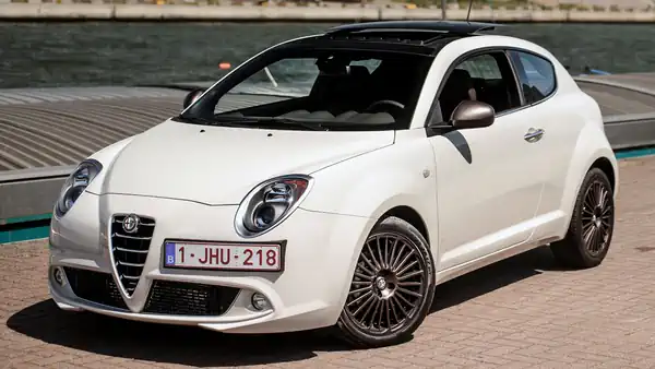 Descargar Manual de Propietario Alfa Romeo Mito 2015 en Español PDF Gratis