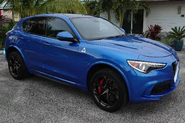 Descargar Manual de Propietario Alfa Romeo Stelvio Quadrifoglio 2019