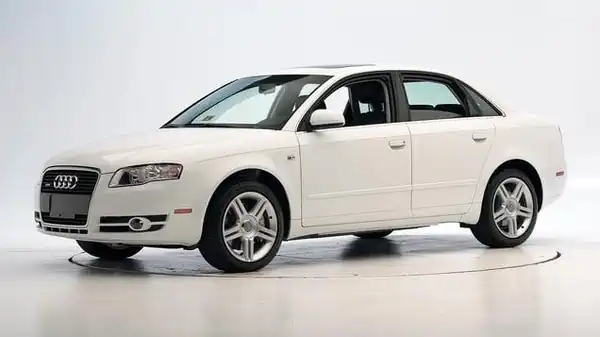 Descargar Manual de Propietario Audi A4 2007 en Español PDF Gratis