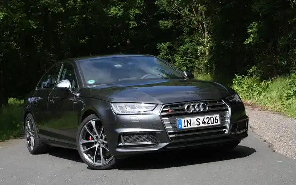 Descargar Manual de Propietario Audi A4 S4 2018