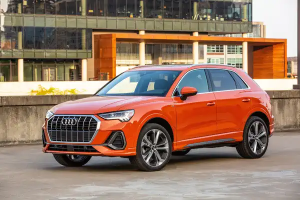 Descargar Manual de Propietario Audi Q3 2023