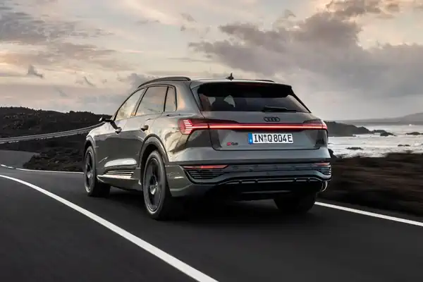 Descargar Manual de Propietario Audi SQ8 2023
