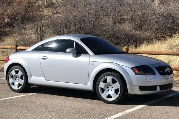 Descargar Manual de Propietario Audi TT 2002 en Español PDF Gratis