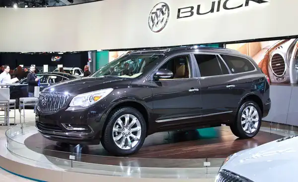 Descargar Manual de Propietario Buick Enclave 2013 en Español PDF Gratis