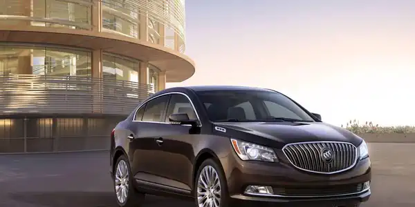 Descargar Manual de Propietario Buick Lacrosse 2015 en Español PDF Gratis