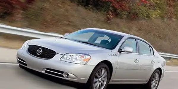 Descargar Manual de Propietario Buick Lucerne 2006