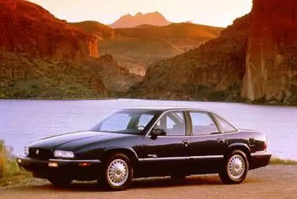 Descargar Manual de Propietario Buick Regal 1995