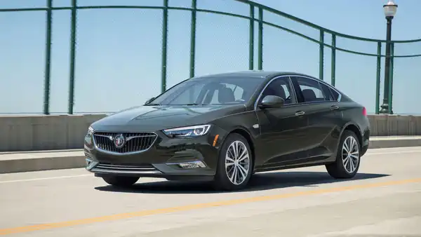 Descargar Manual de Propietario Buick Regal 2020