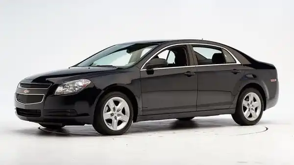 Descargar Manual de Propietario Chevrolet Malibu 2012 en Español PDF Gratis