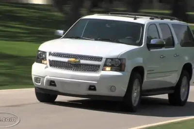 Descargar Manual de Propietario Chevrolet Suburban 2012