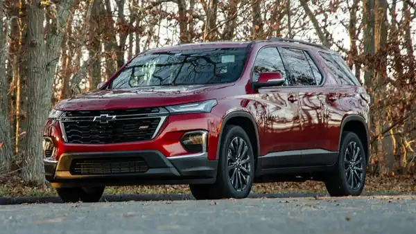 Descargar Manual de Propietario Chevrolet Traverse 2023