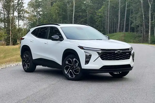 Descargar Manual de Propietario Chevrolet Trax 2024