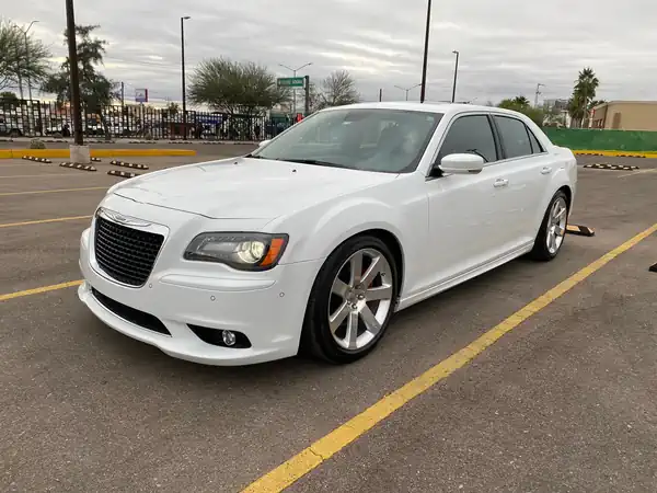 Descargar Manual de Propietario Chrysler 300 2014
