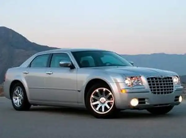 Descargar Manual de Propietario Chrysler 300c 2006