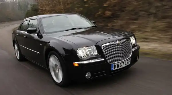 Descargar Manual de Propietario Chrysler 300c 2008
