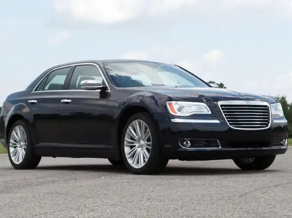 Descargar Manual de Propietario Chrysler 300c 2011