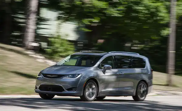 Descargar Manual de Propietario Chrysler Pacifica 2018