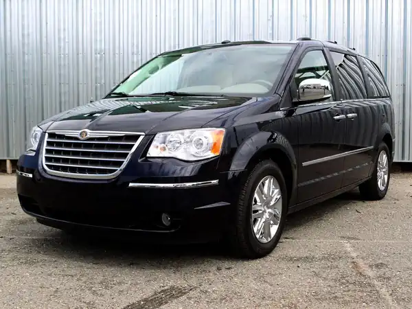 Descargar Manual de Propietario Chrysler Town And Country 2010