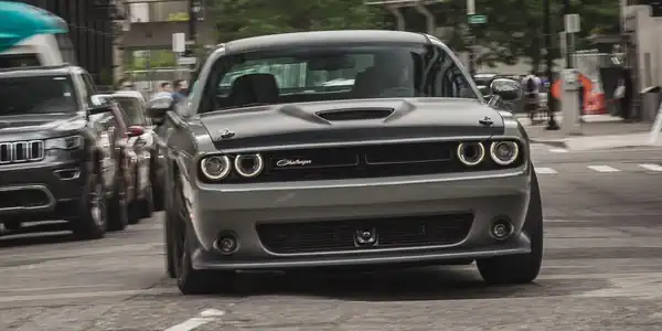 Descargar Manual de Propietario Dodge Challenger 2018