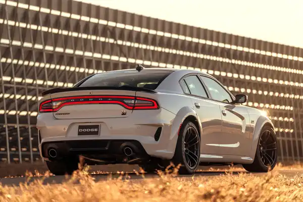 Descargar Manual de Propietario Dodge Charger 2020