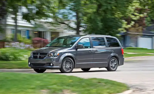 Descargar Manual de Propietario Dodge Grand Caravan 2019