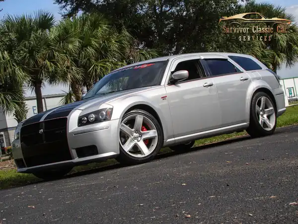 Descargar Manual de Propietario Dodge Magnum 2007