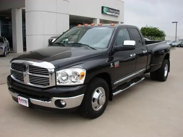 Descargar Manual de Propietario Dodge RAM 3500 Diesel 2008