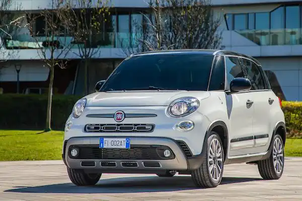 Descargar Manual de Propietario FIAT 500 2021 en Español PDF Gratis