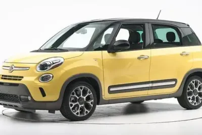 Descargar Manual de Propietario FIAT 500L 2015 en Español PDF Gratis