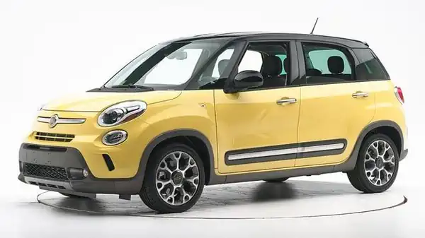 Descargar Manual de Propietario FIAT 500L 2015 en Español PDF Gratis
