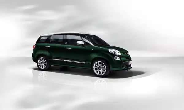 Descargar Manual de Propietario FIAT 500L Living 2022