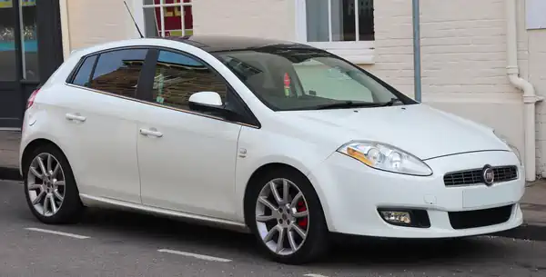 Descargar Manual de Propietario FIAT Bravo 2010 en Español PDF Gratis