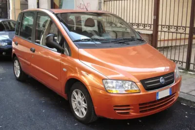 Descargar Manual de Propietario FIAT Multipla 2008 en Español PDF Gratis