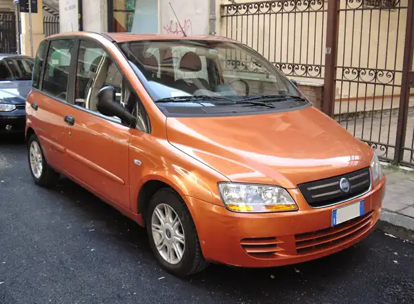 Descargar Manual de Propietario FIAT Multipla 2008 en Español PDF Gratis