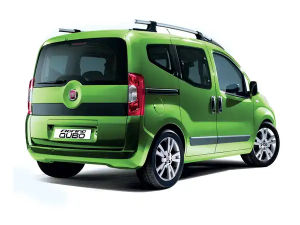 Descargar Manual de Propietario FIAT Qubo 2011 en Español PDF Gratis