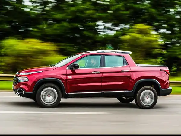 Descargar Manual de Propietario FIAT Toro 2017 en Español PDF Gratis