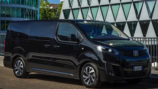 Descargar Manual de Propietario FIAT Ulysse 2023
