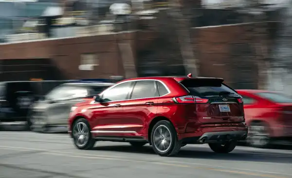 Descargar Manual de Propietario Ford Edge 2019 en Español PDF Gratis