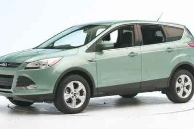 Descargar Manual de Propietario Ford Escape 2013 en Español PDF Gratis