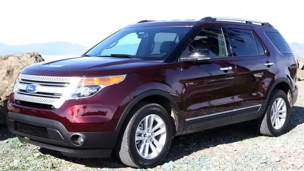 Descargar Manual de Propietario Ford Explorer 2011 en Español PDF Gratis