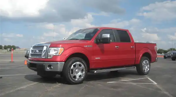 Descargar Manual de Propietario Ford F-150 Lobo 2011