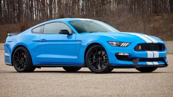 Descargar Manual de Propietario Ford Shelby GT350 2017 en Español PDF Gratis