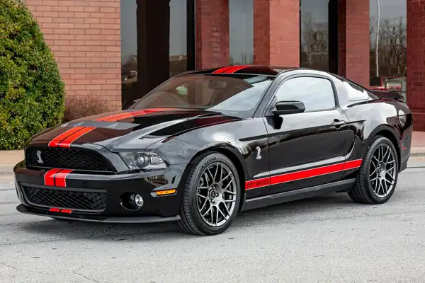 Descargar Manual de Propietario Ford Shelby GT500 2011 en Español PDF Gratis