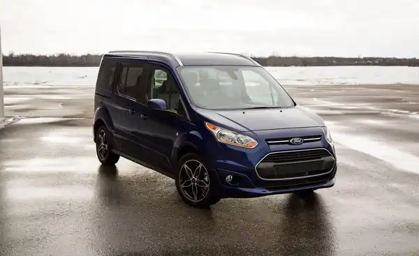Descargar Manual de Propietario Ford Transit 2017 en Español PDF Gratis