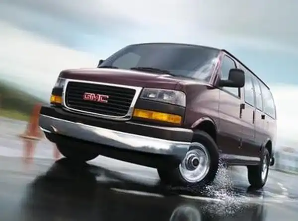 Descargar Manual de Propietario GMC Savana Passenger 2007