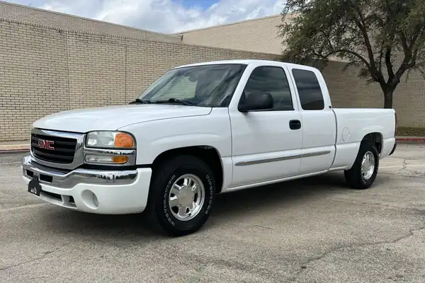 Descargar Manual de Propietario GMC Sierra 1500 2003